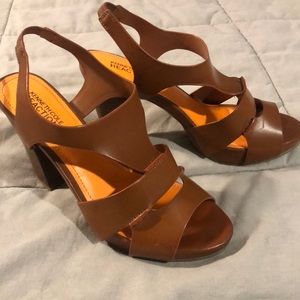 Kenneth Cole heels